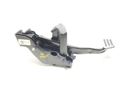 15 16 17 Ford Mustang Gt Brake Pedal OEM