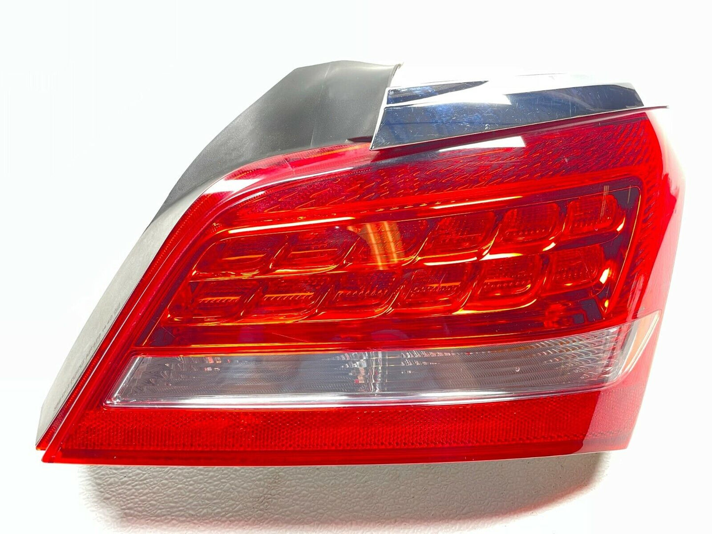 11 12 13 Buick Lacrosse Right Pass Side Tail Light Led OEM D29