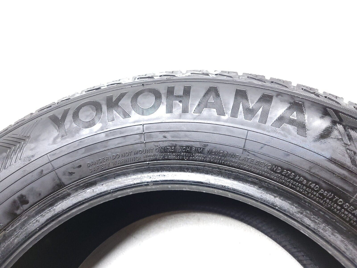 Yokohama Geolandar Cv 245/65r17 107h Tread 9.3/32" Used Tire
