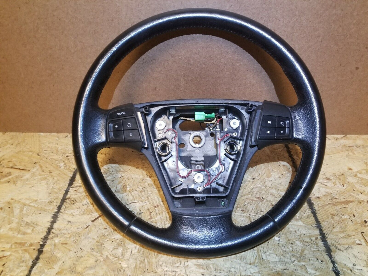 05 06 07 08 09 Volvo S40 Steering Wheel Black Leather OEM