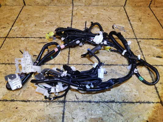 2011 2012 2013 Lexus CT200h Interior Wire Wiring Harness Right Pass Side OEM