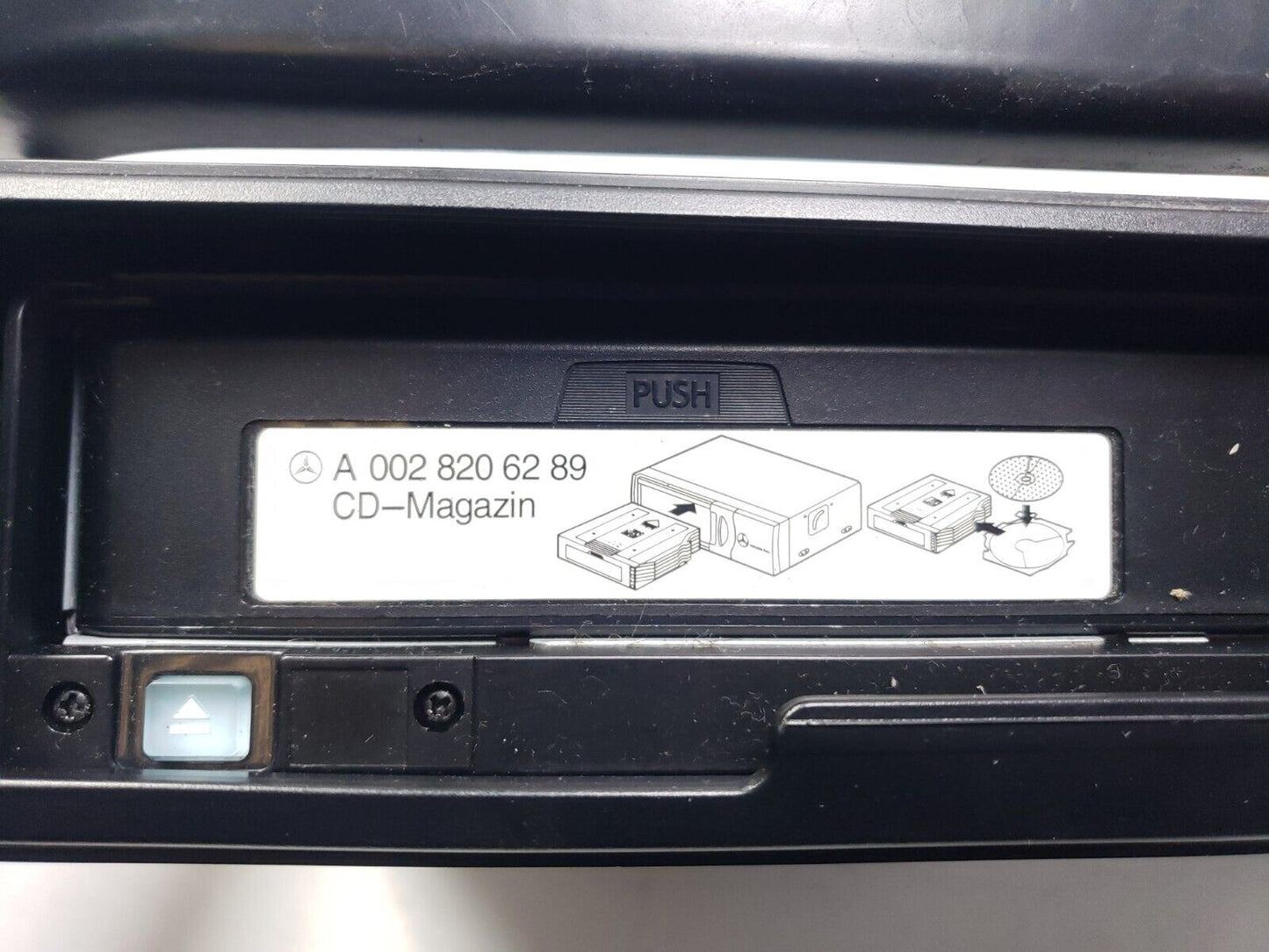 01-05 Mercedes W163 Ml320 Ml55 Amg Cd Changer 6 Disk Player 1638201589 OEM