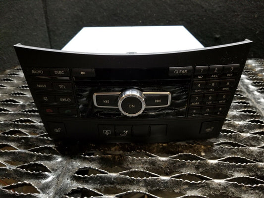 10 11 12 13 Mercedes W212 E350 Navigation Radio AM FM Media Player OEM 39k