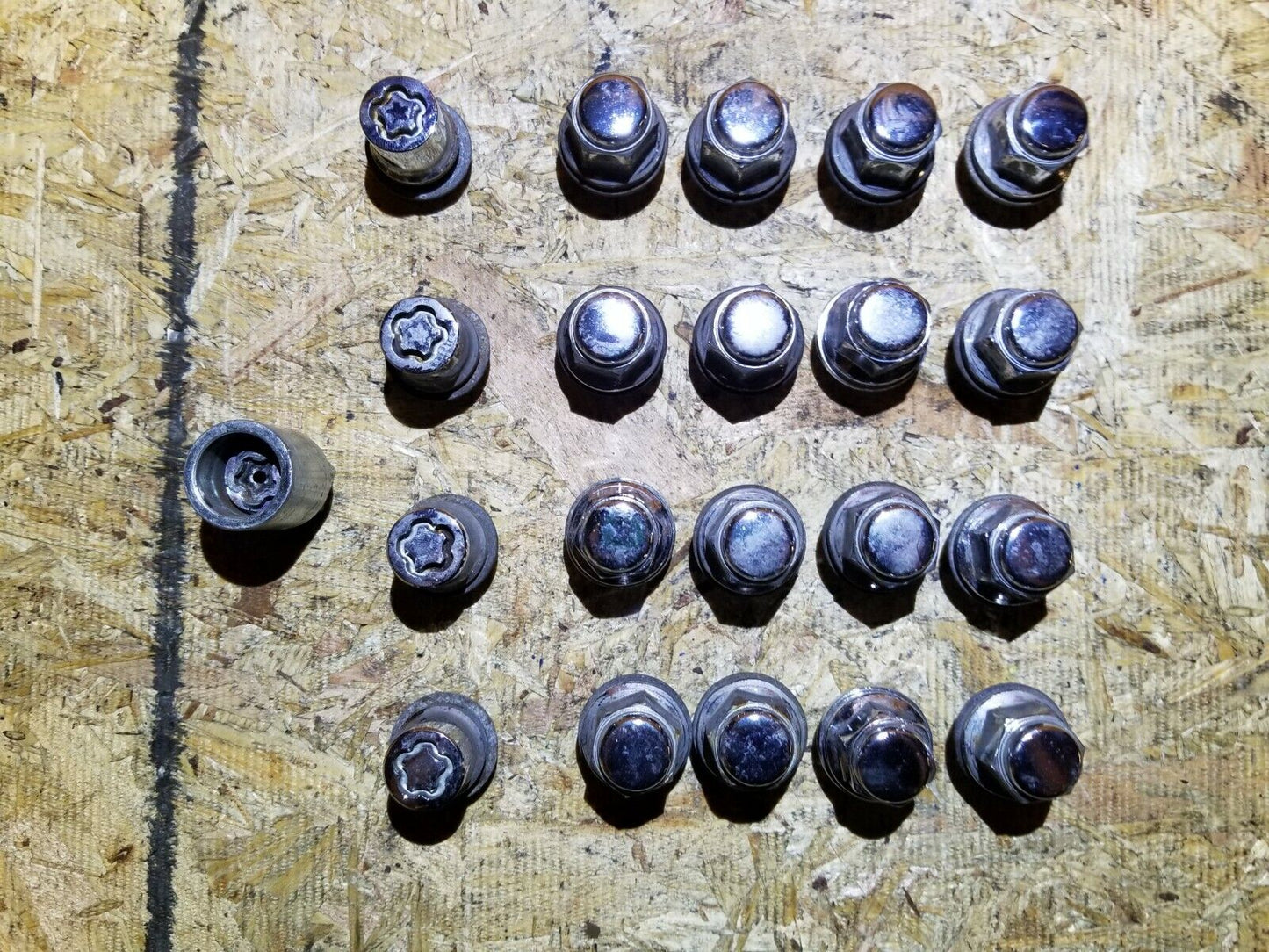 09 10 11 12 13 Lexus IS250 Wheel Nut Lug W/ Anti Thief Nut 20pcs OEM