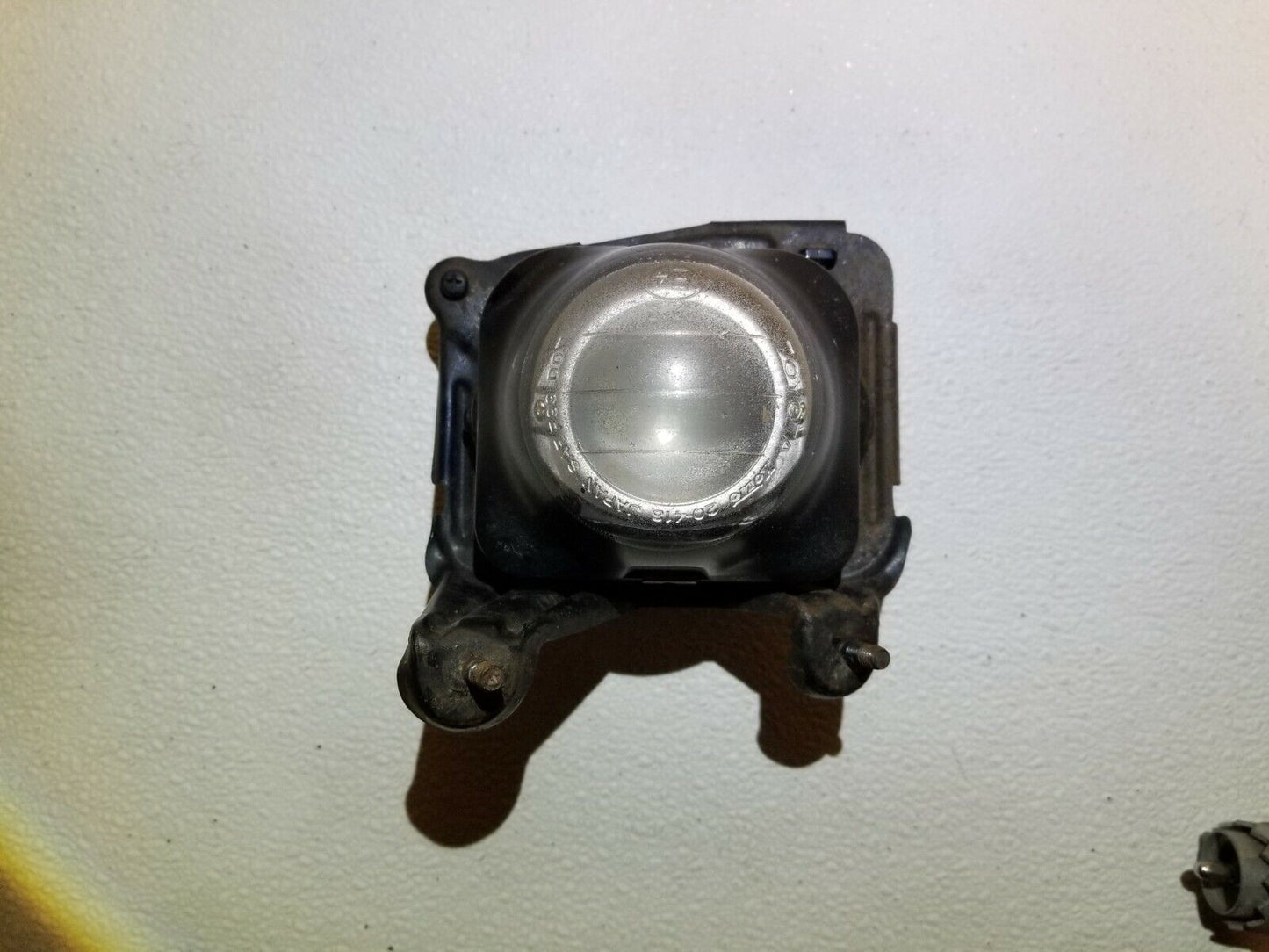 00 01 02 03 04 05 Toyota Celica Gt Passenger Right Fog Light Lamp OEM #107