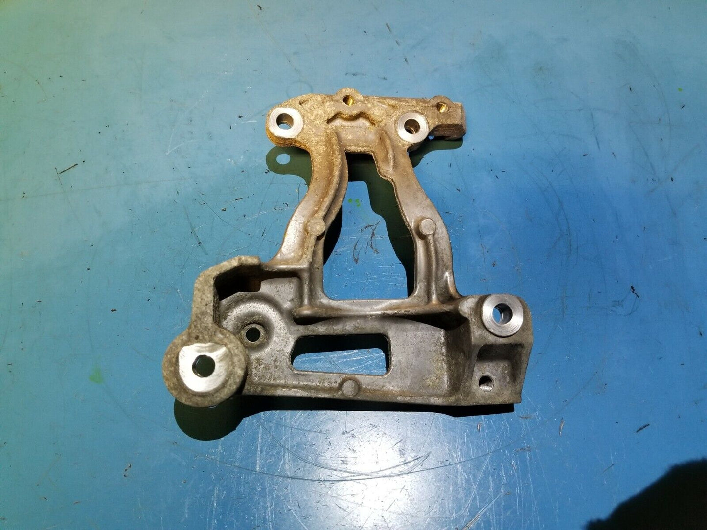 13 14 15 Honda Civic Sdn 1.8l Engine Mount Bracket OEM 89k