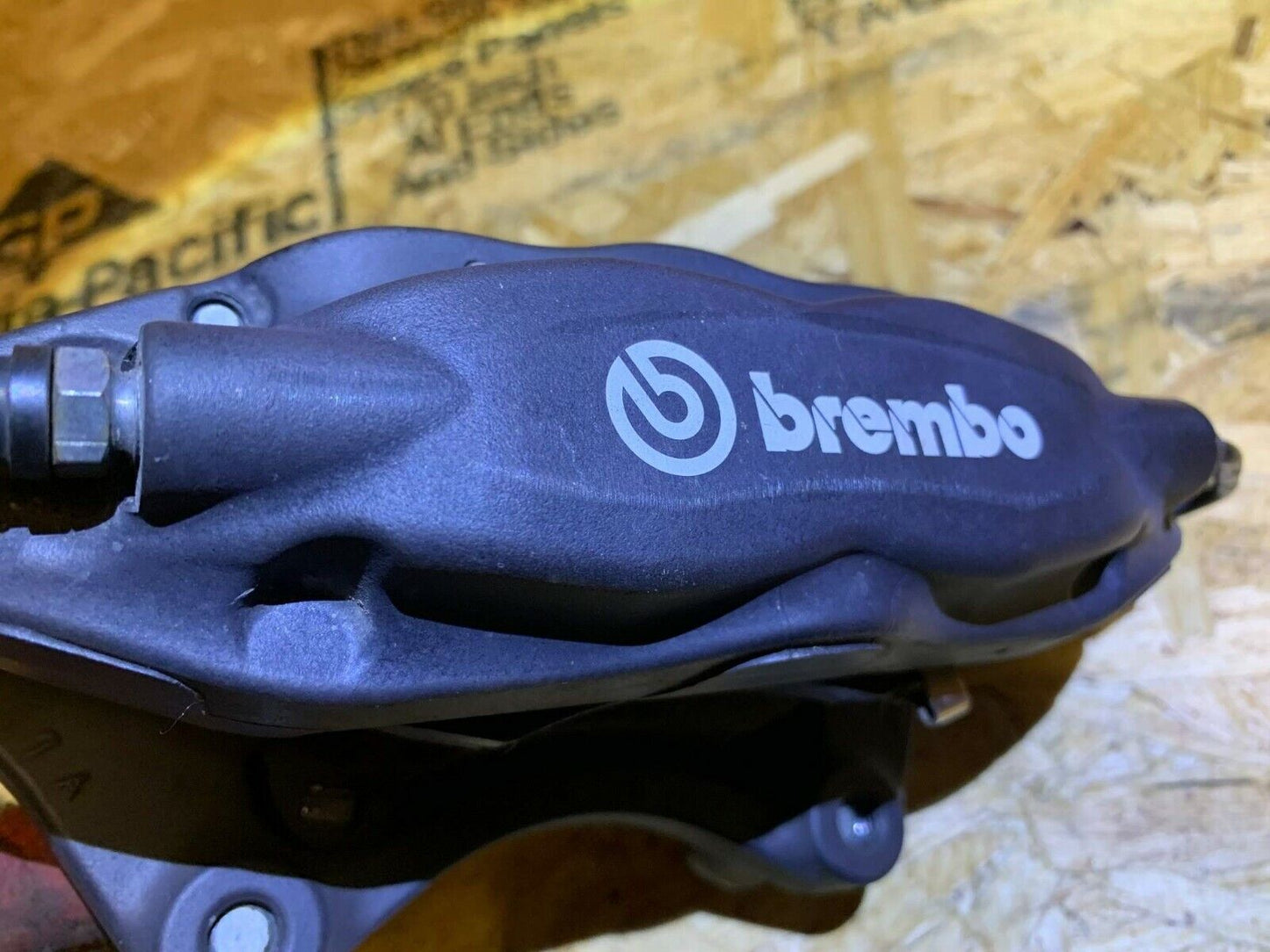 16 17 Dodge Challenger SRT 6.4l Rear Right Brake Caliper Brembo Pas Side OEM 12k