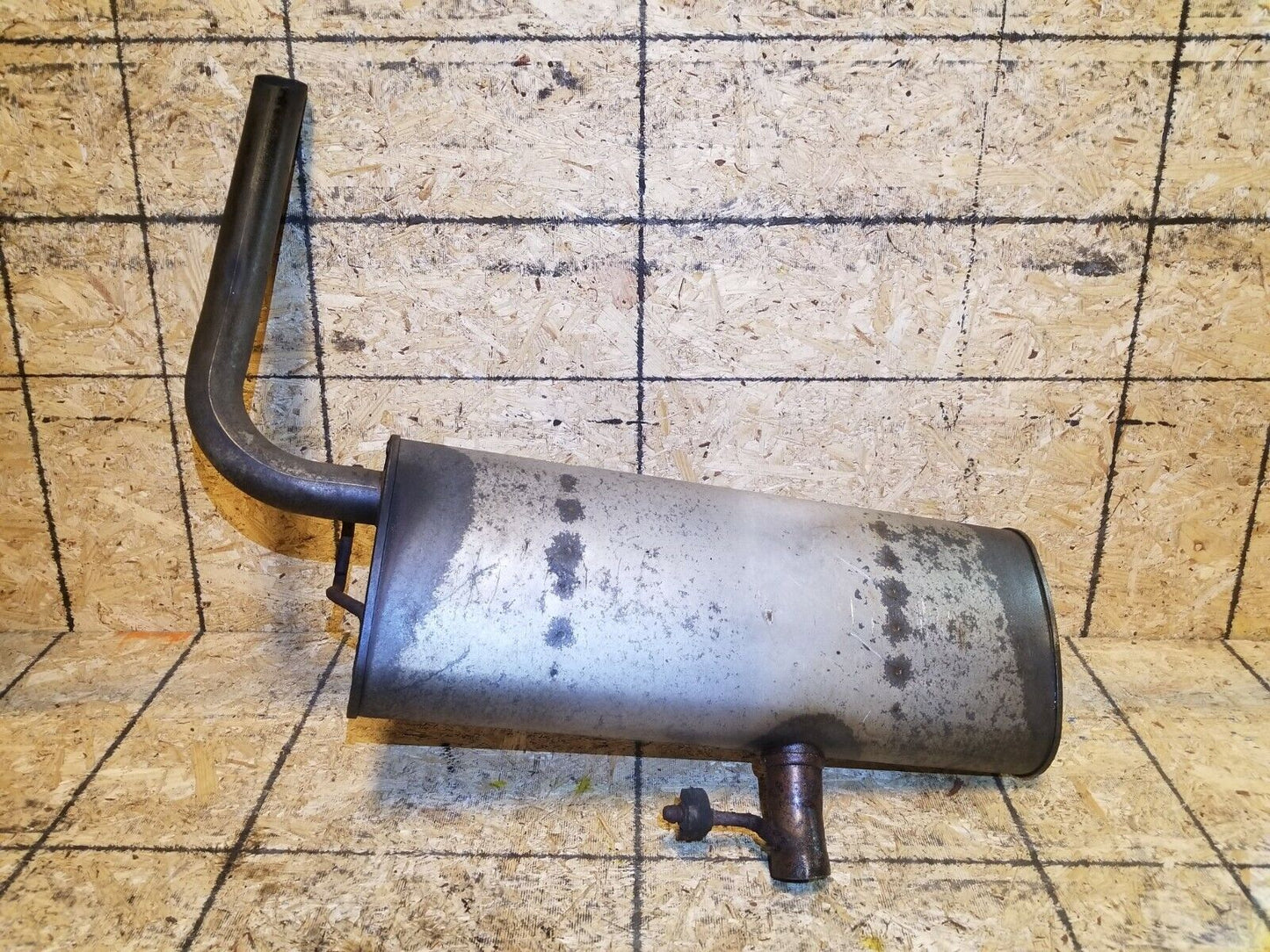 08 09 10 11 12 Chevy Malibu 2.4l Exhaust Muffler OEM 65k