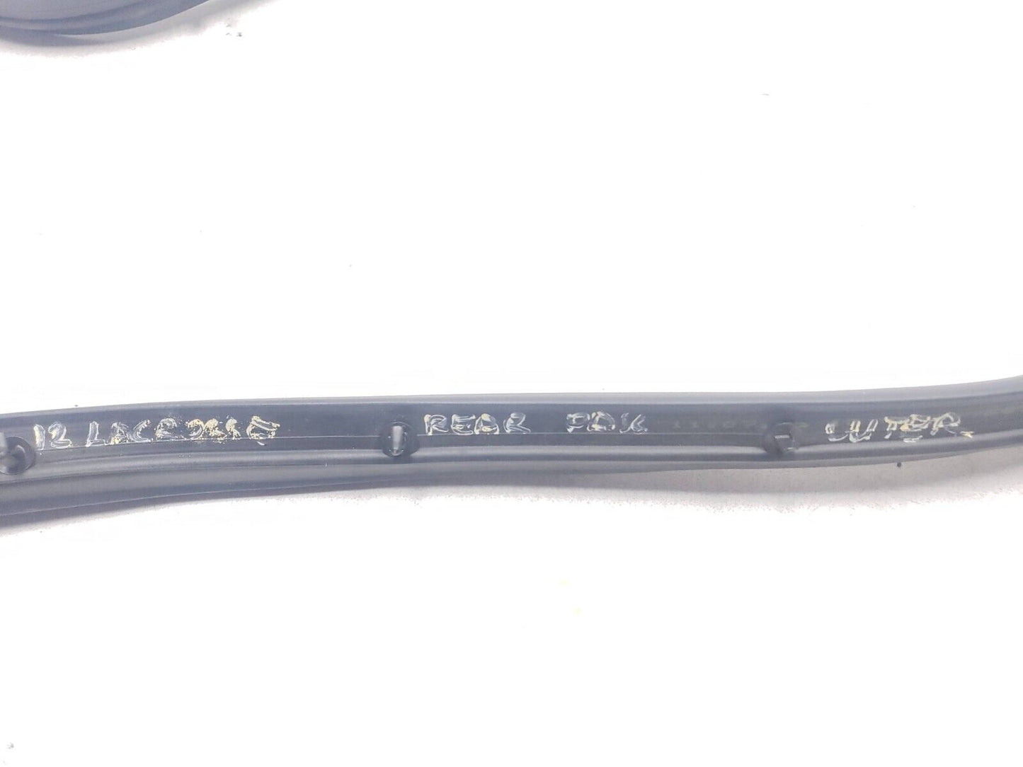11 12 13 Buick Lacrosse Rear Outer Door Weatherstrip Seal Right Pass Side OEM