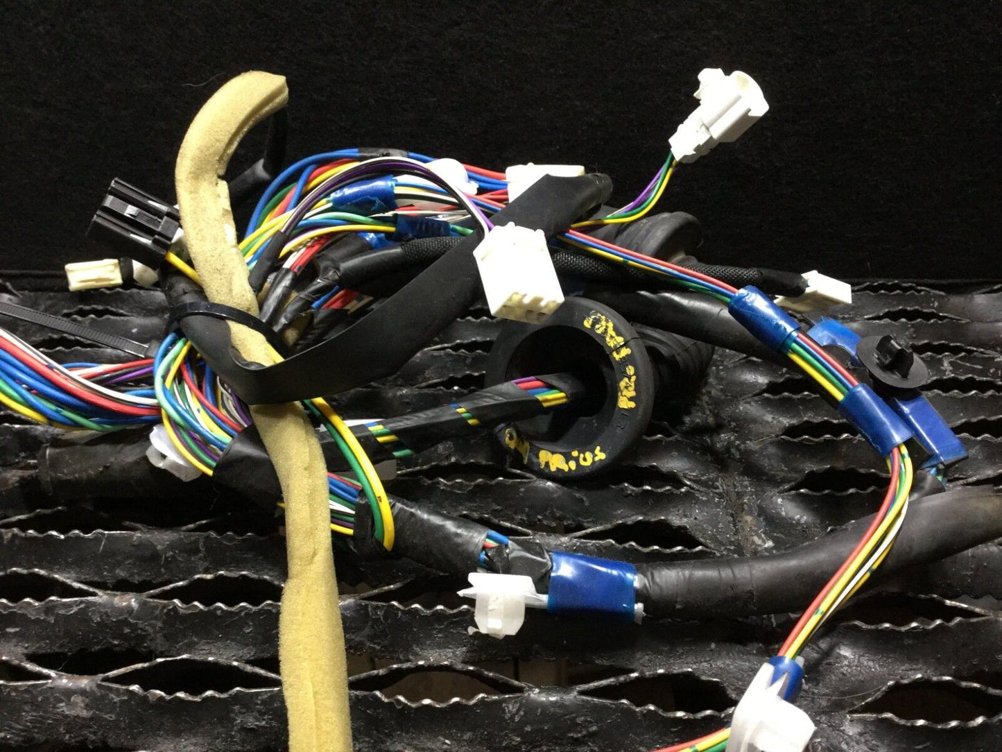 05 06 07 08 09 Toyota Prius Front Right  Passenger Door Wire Wiring Harness OEM