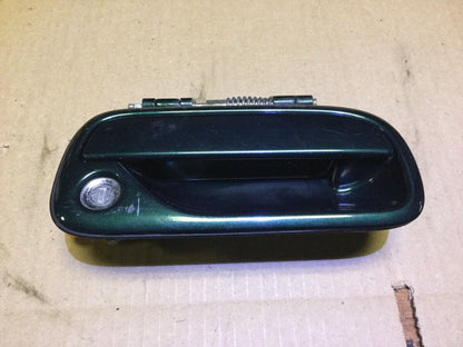 00 01 02 03 04 05 06 Toyota Tundra Front Passenger Side Exterior Door Handle OEM