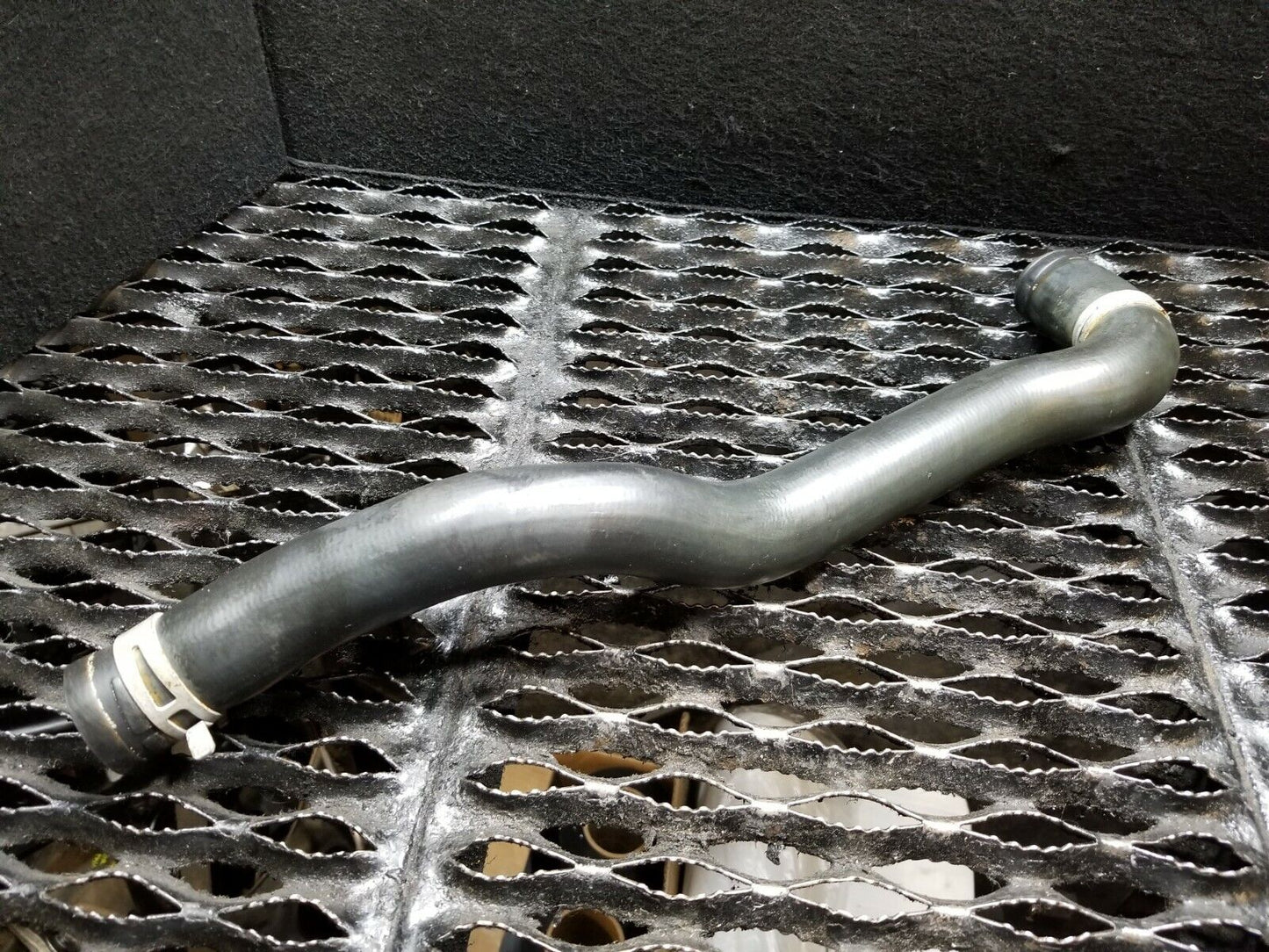 04 05 06 Chrysler Sebring Convertible 2.7l Radiator Hose Pipe OEM